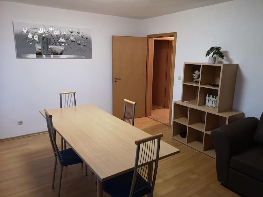 Drei Mit Kueche & Bad Appartement